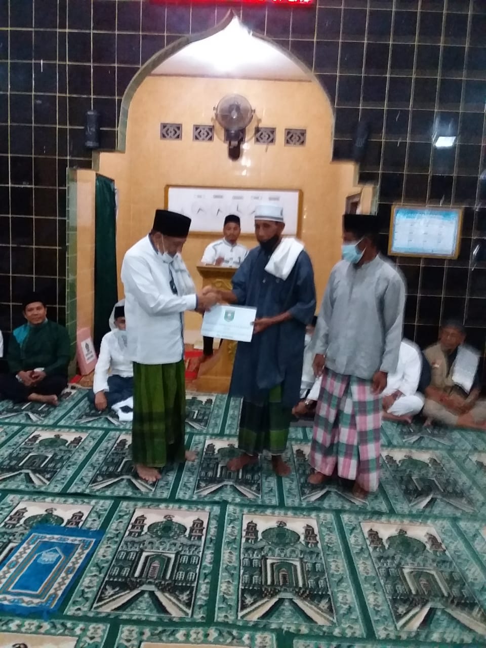 Safari Di Orong Telu Bupati Ajak Masyarakat Tetap Pakai Masker dan Vaksinasi