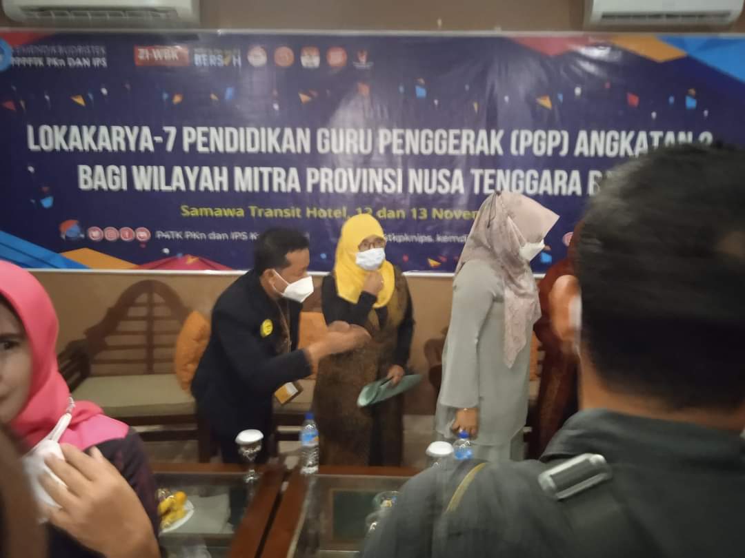 WAKIL BUPATI SUMBAWA MEMBUKA LOKAKARYA 7 PENDIDIKAN GURU PENGGERAK ANGKATAN 2 BAGI WILYAH MITRA NTB