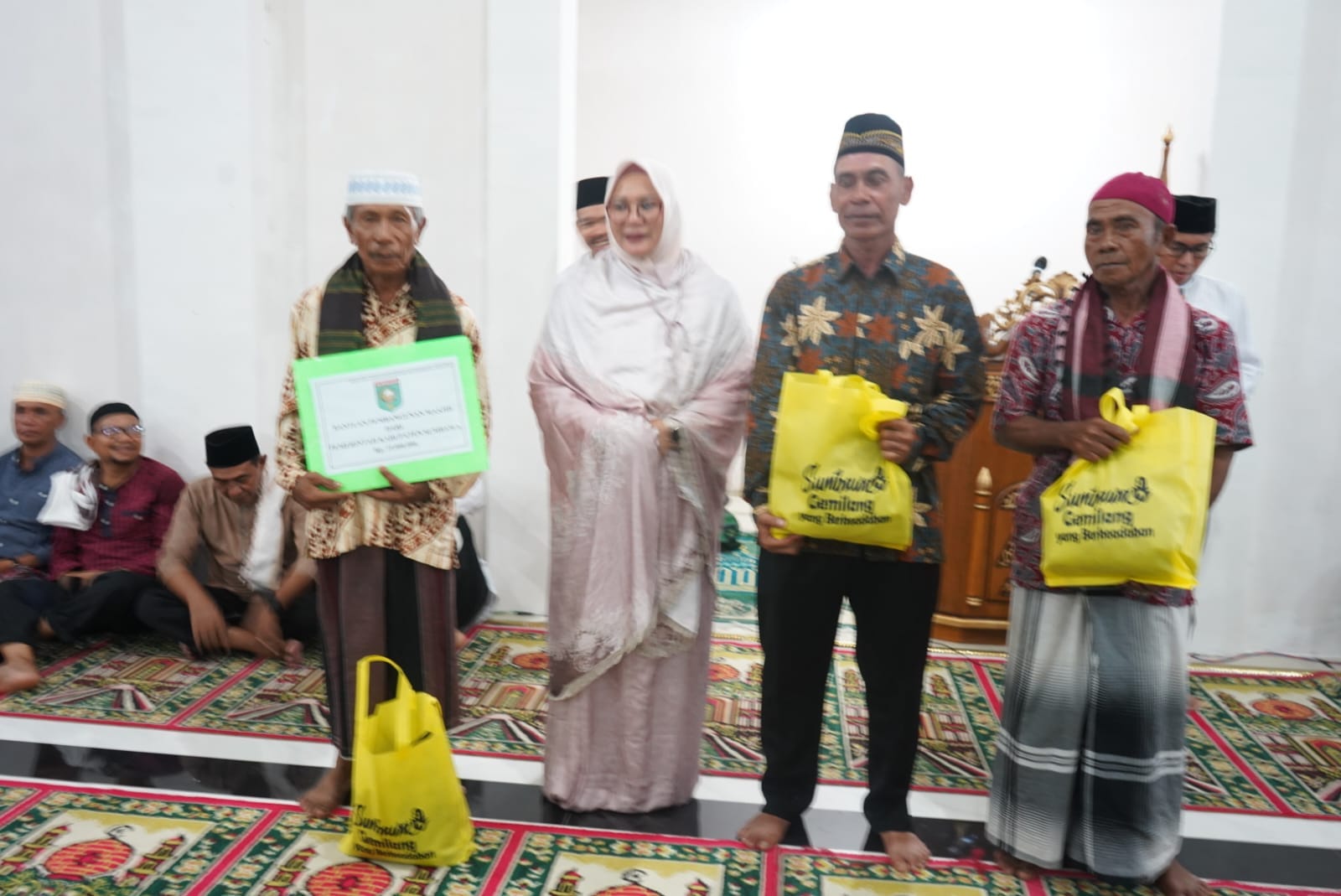 Safari Ramadhan : Wabup sampaikan Pemkab Sumbawa Alokasikan 4.5M Untuk Kecamatan Moyo Hilir