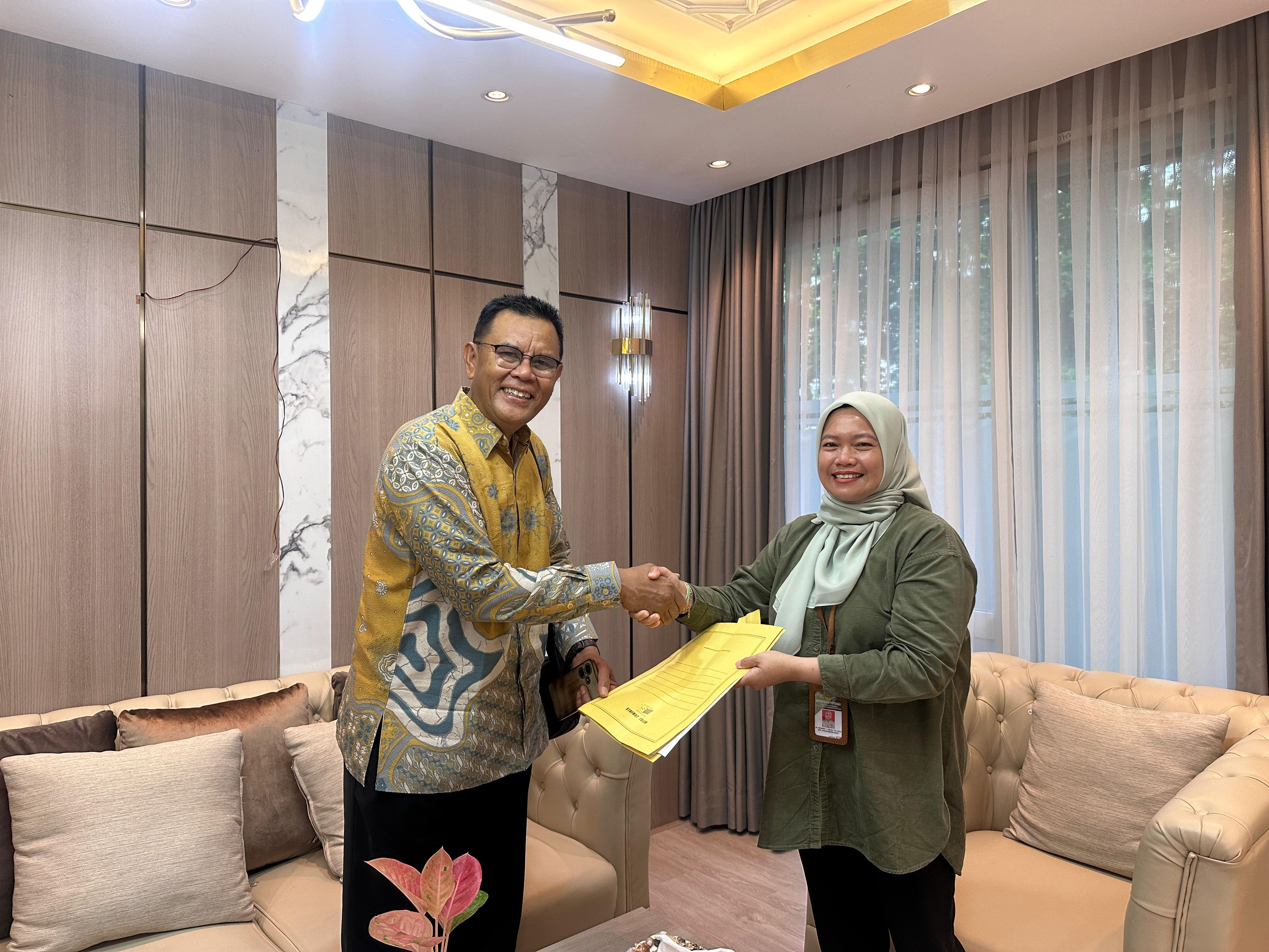 Bupati Sumbawa Serahkan Proposal Bantuan Alsintan ke Kementan RI, Perkuat Komitmen Modernisasi Pertanian