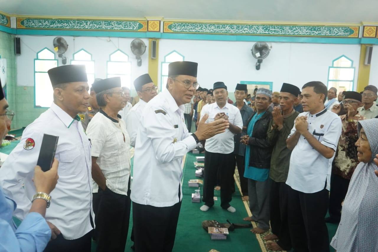 Bupati Sumbawa Buka Bimbingan Manasik Haji 1446 H/2025 M: Bekal Penting untuk Calon Tamu Allah