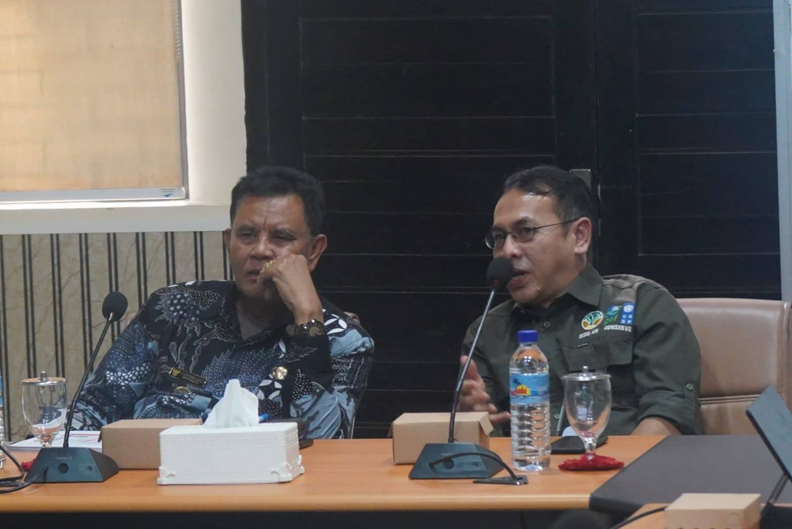 Pemkab Sumbawa dan BKSDA NTB Bahas Pengelolaan Wisata Konservasi Taman Nasional Moyo Satonda