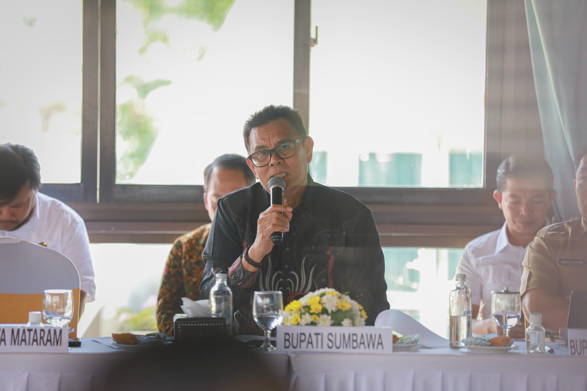 Bupati Sumbawa Hadiri Rakor Bersama Bupati/Wali Kota se-NTB, Bahas Program Prioritas Nasional