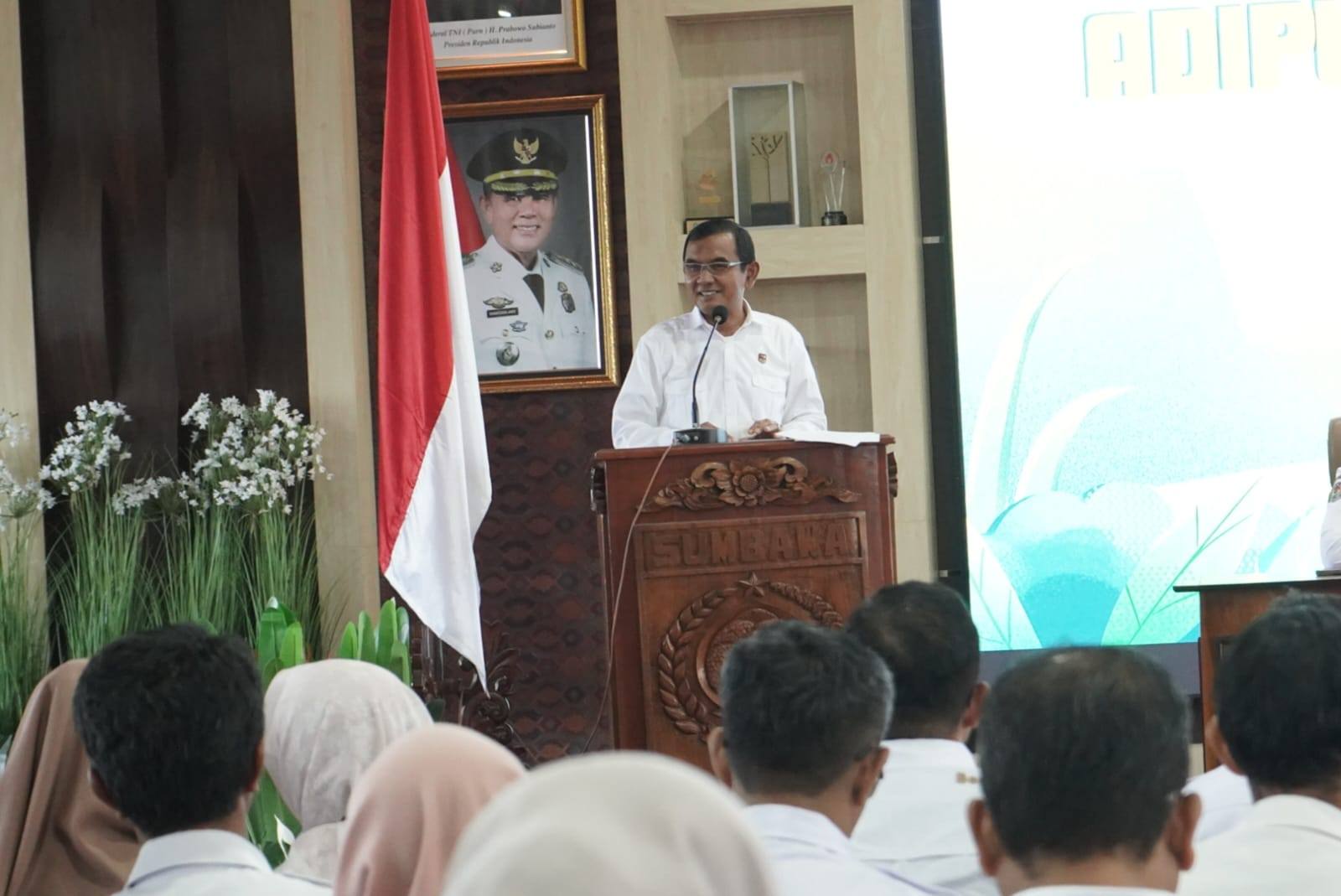 Wabup Ansori Buka Rakor Adipura 2026, Perkuat Komitmen Pengelolaan Kebersihan di Sumbawa