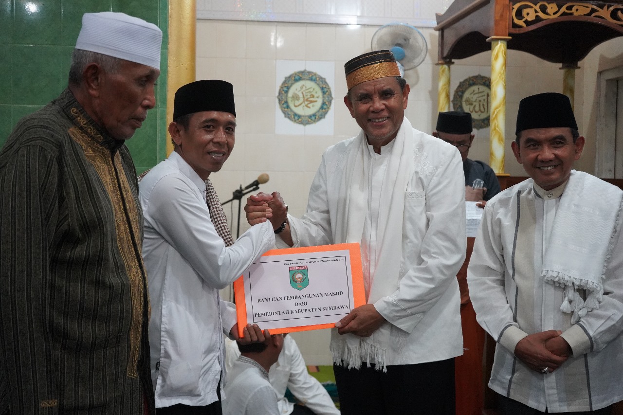 Safari Ramadhan Perdana, Bupati Sumbawa Ajak Pembangunan Berlandaskan IMTAQ dan IPTEK