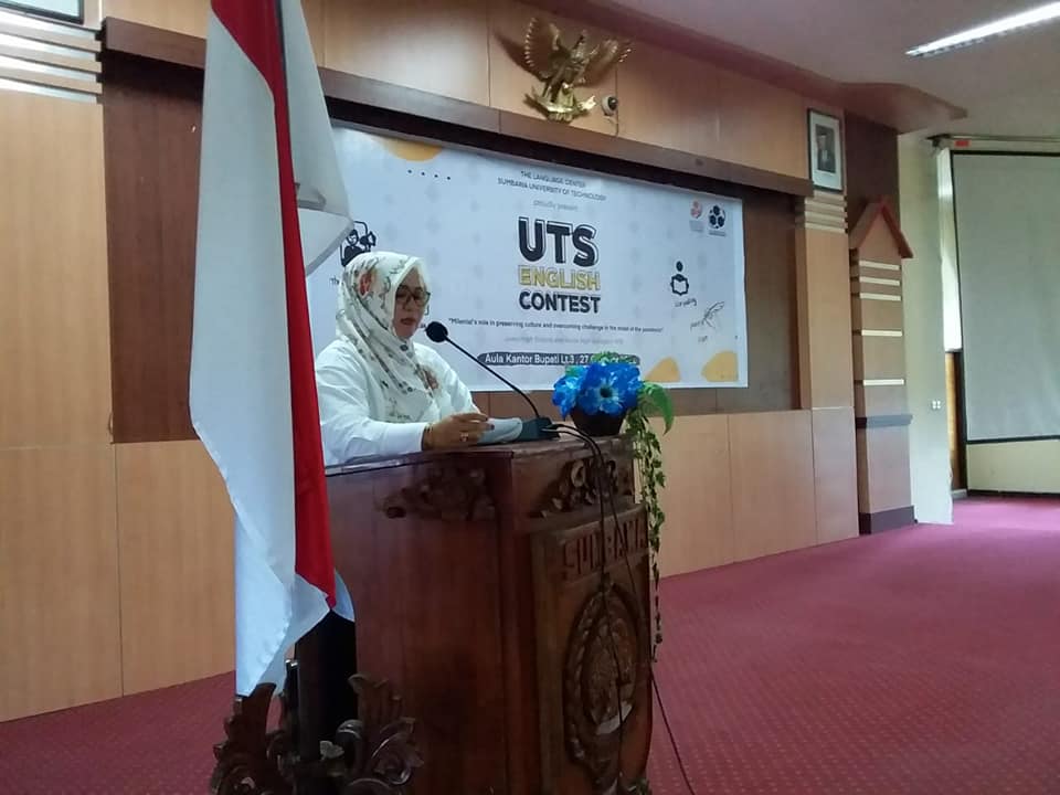 WAKIL BUPATI SUMBAWA MEMBUKA SECARA LANGSUNG ACARA UTS ENGLISH CONTEST
