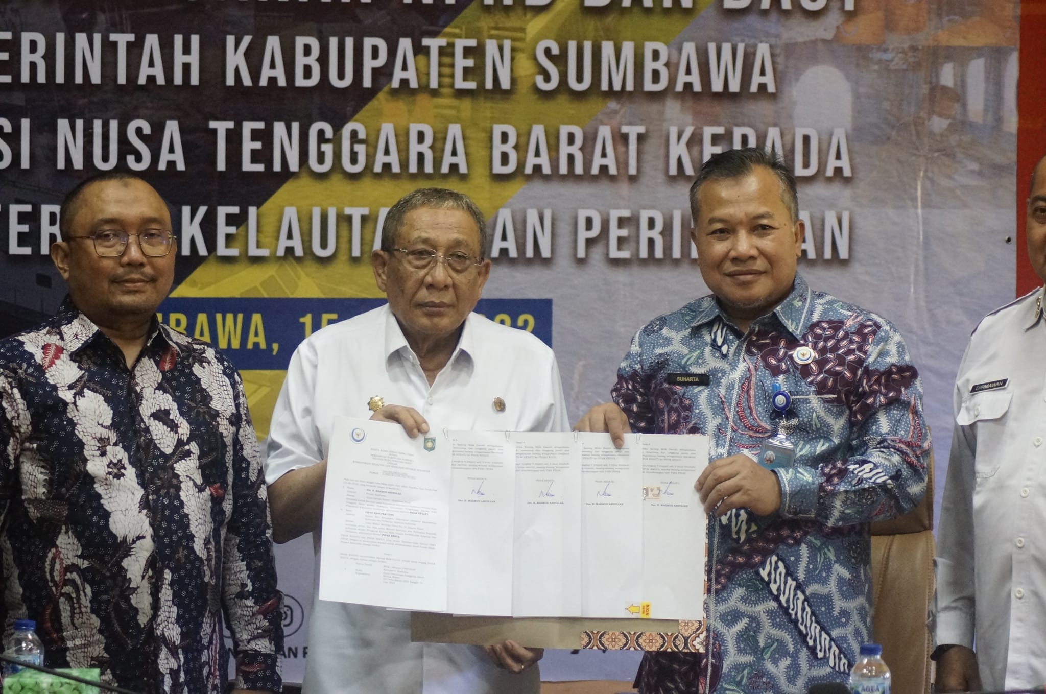 Penandatanganan NPHD dan BAST Pemerintah Kabupaten Sumbawa kepada Kementerian Kelautan dan Perikanan
