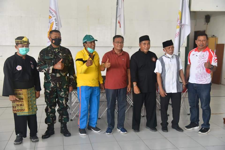 BUPATI SUMBAWA BUKA KEGIATAN PORKAB IPSI CABANG PENCAK SILAT DI GOR MAMPIS RUNGAN 