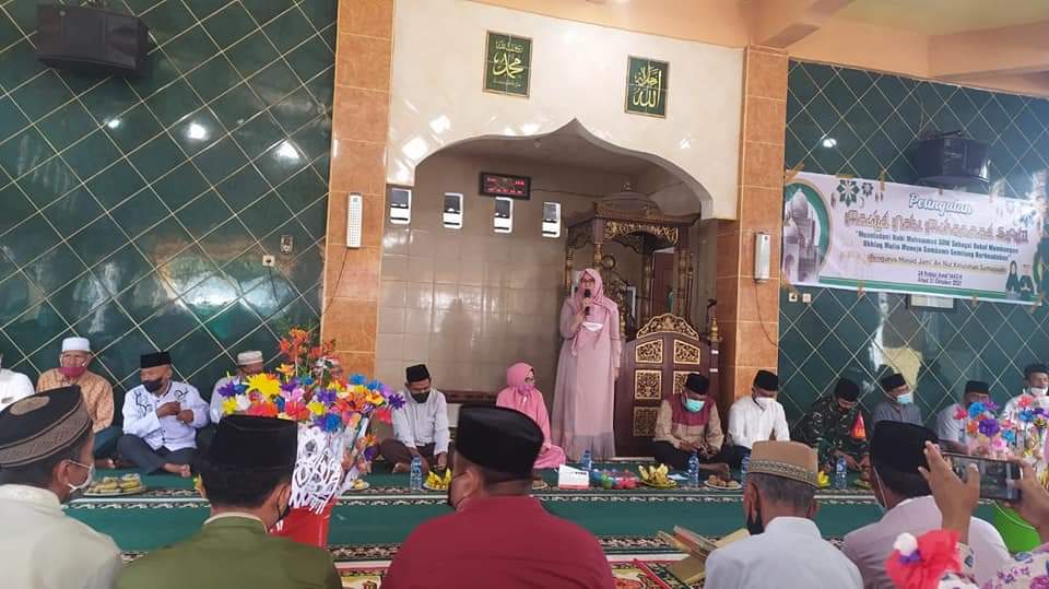 WAKIL BUPATI SUMBAWA HADIR PADA MAULID NABI MUHAMMAD, SAW. DI MADJID AN--NUR KELURAHAN SAMAPUIN