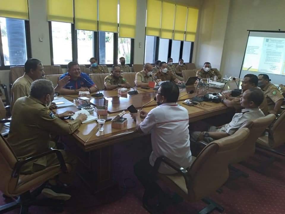 BUPATI SUMBAWA EVALUASI PROGRES SHRIMP ESTATE