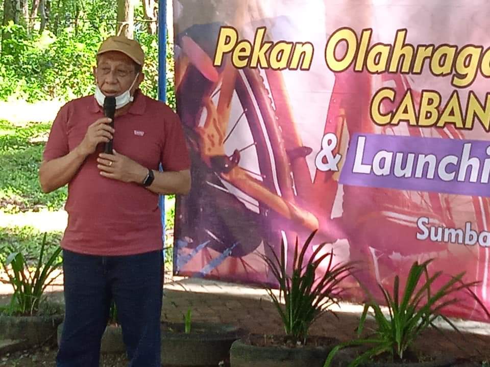 BUPATI SUMBAWA MELEPAS  PESERTA PORKAB ISSI  BALAP SEPEDA GUNUNG DI LOKASI WISATA LIMA LANGKAH DESA SERADING