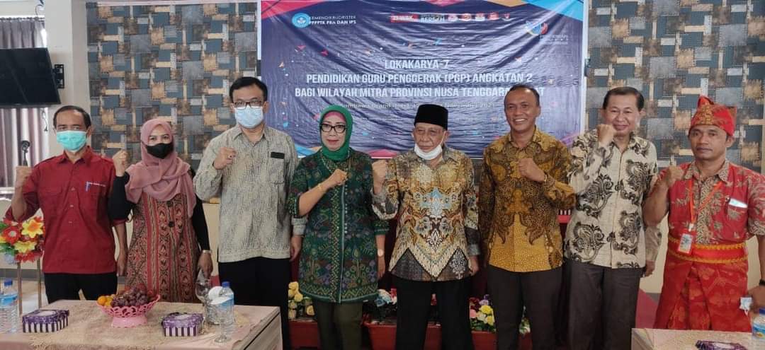 PROGRAM  PENDIDIKAN GURU PENGGERAK "IMPLEMENTASI EKOSISTIM PEMBELAJARAN, DALAM  MEMBANGUN PENDIDIKAN " DI KABUPATEN SUMBAWA