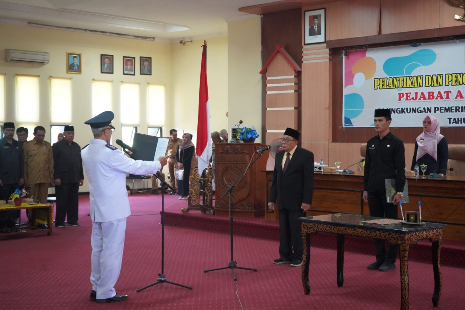 Bupati Sumbawa Lantik 70 Pejabat Administratif