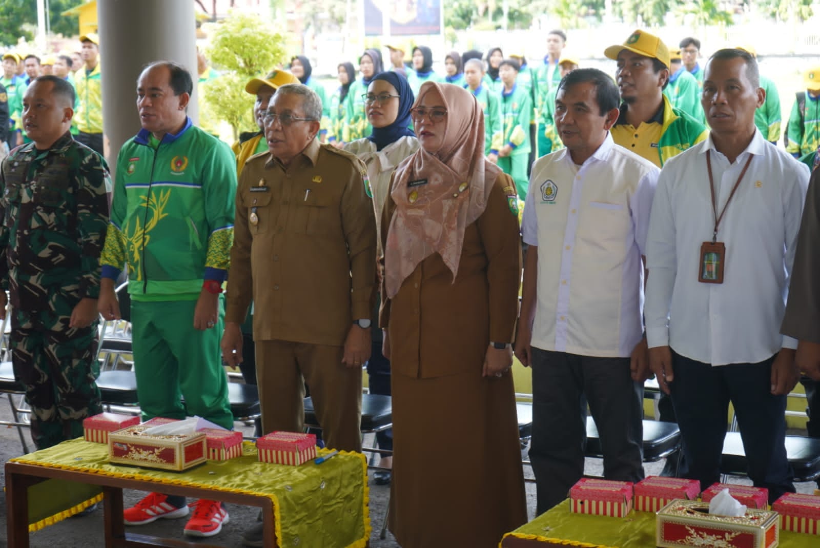 BUPATI SUMBAWA MENERIMA KONTINGEN ATLET PORPROV NTB ASAL KABUPATEN SUMBAWA