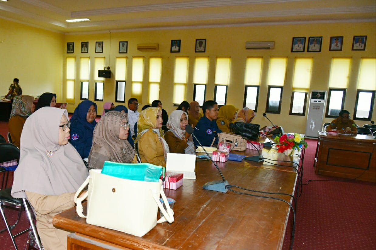 Pelayanan Profesional Bidang Bahasa dan Hukum dalam Rangka Pengutamaan Bahasa Negara di Ruang Publik dan Tata Naskah Dinas di Kabupaten Sumbawa.
