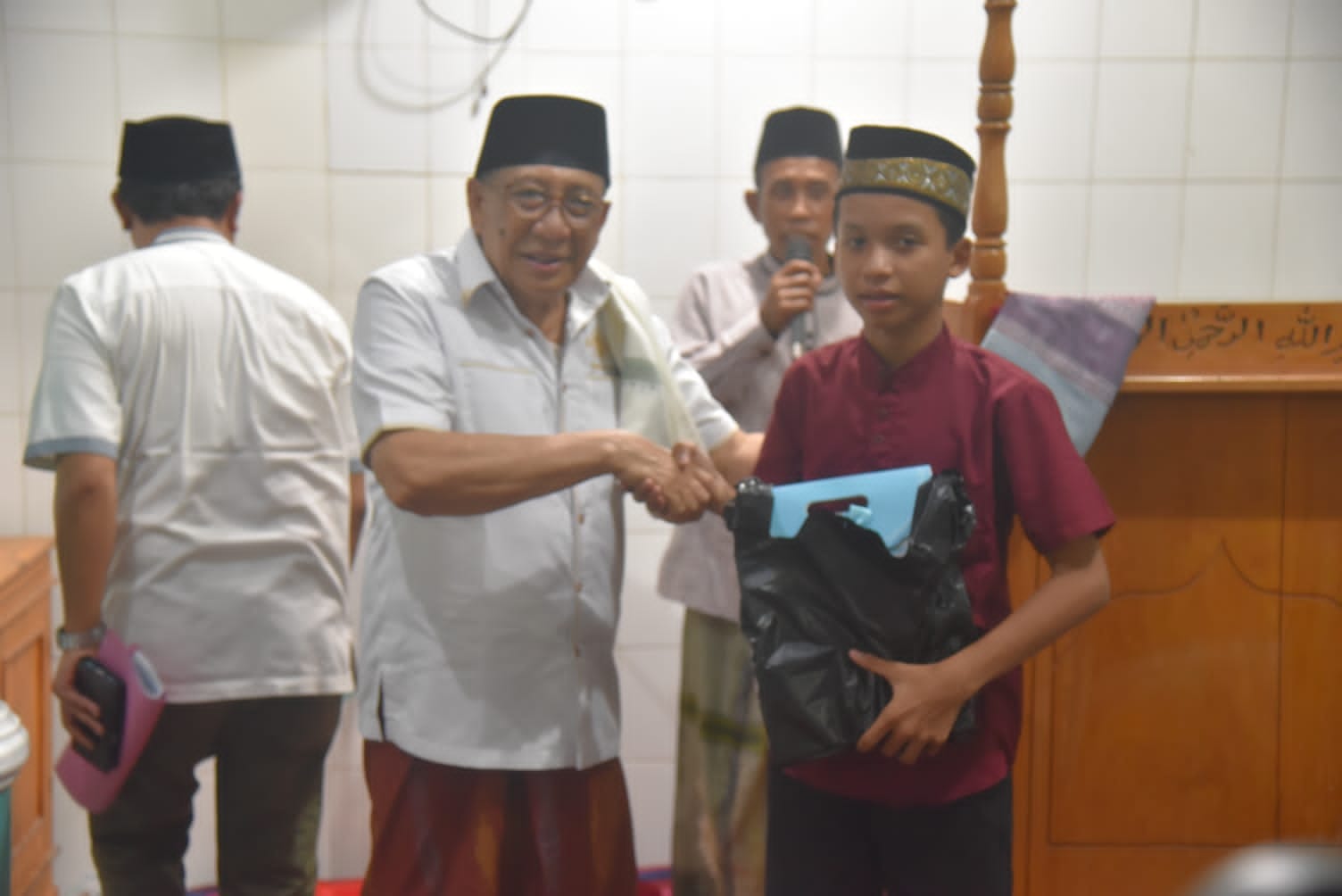Bupati Sumbawa Safari Ramadan ke Masjid Al-Muttaqin, Desa Penyaring, Kecamatan Moyo Utara, Kabupaten Sumbawa