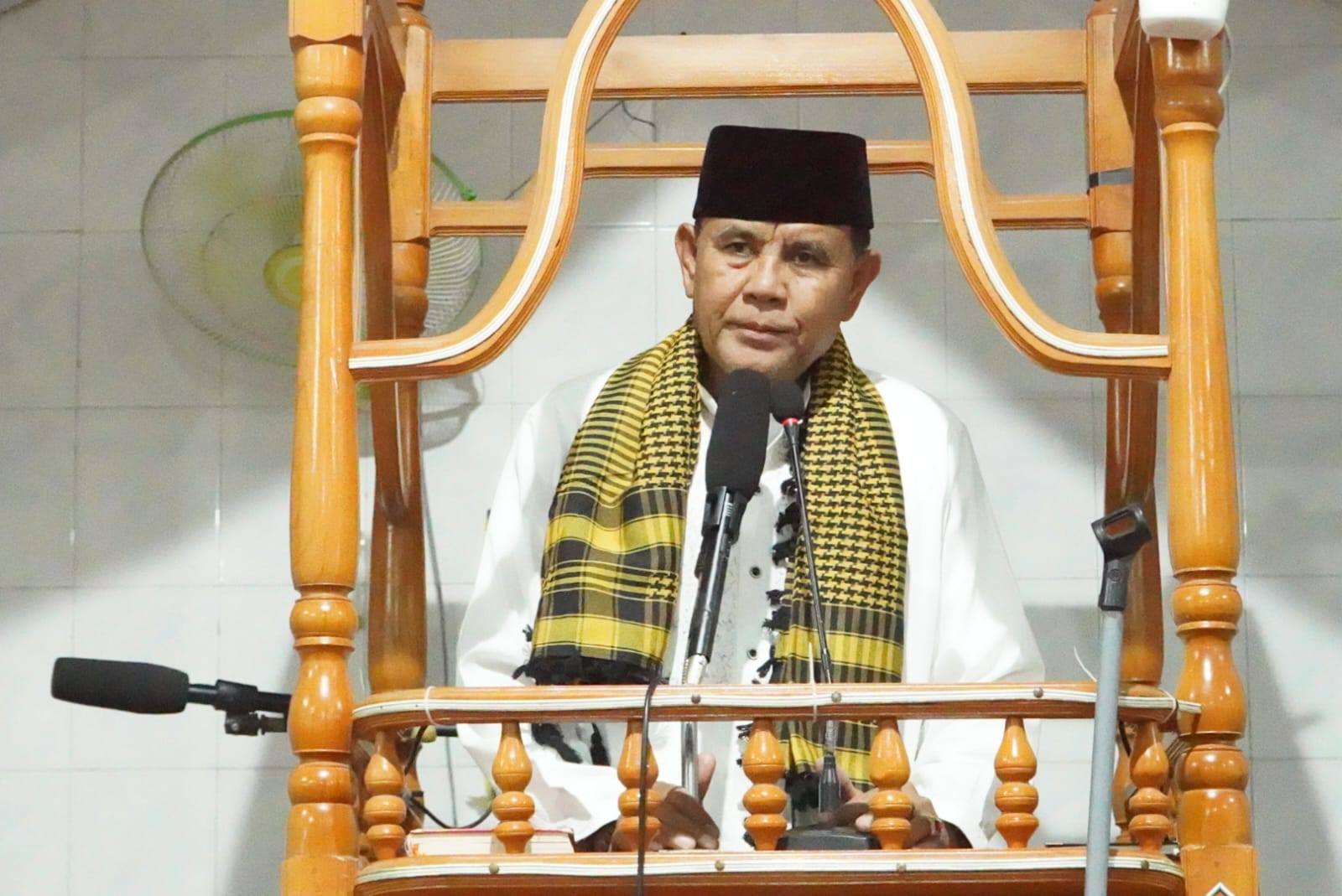 Safari Ramadhan 1446 H, Bupati Sumbawa Disambut Meriah di Desa Labuhan Sangoro