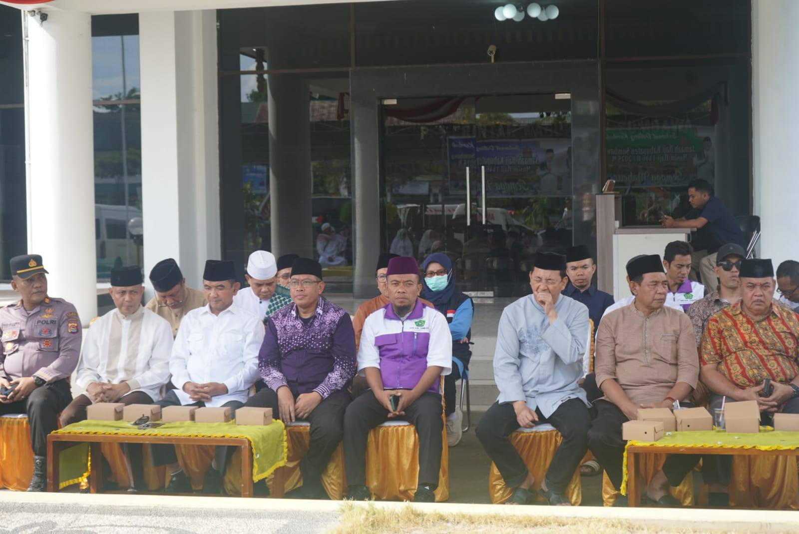 Pemkab Sumbawa Sambut Kepulangan Jamaah Haji Kloter 12