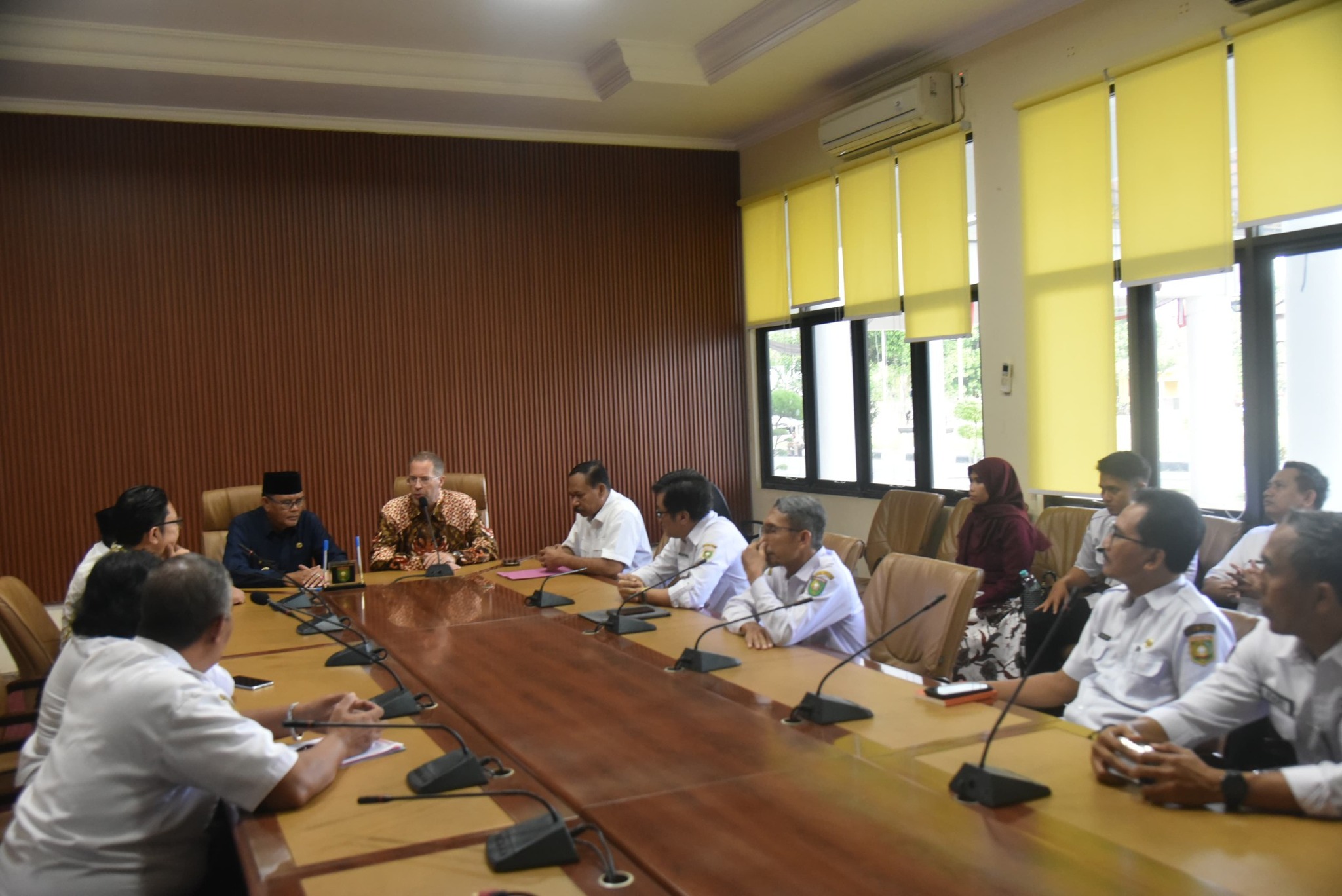 Pemkab Sumbawa Teken Kesepakatan Pengembangan Energi Terbarukan, Air Bersih, dan Ketahanan Pangan