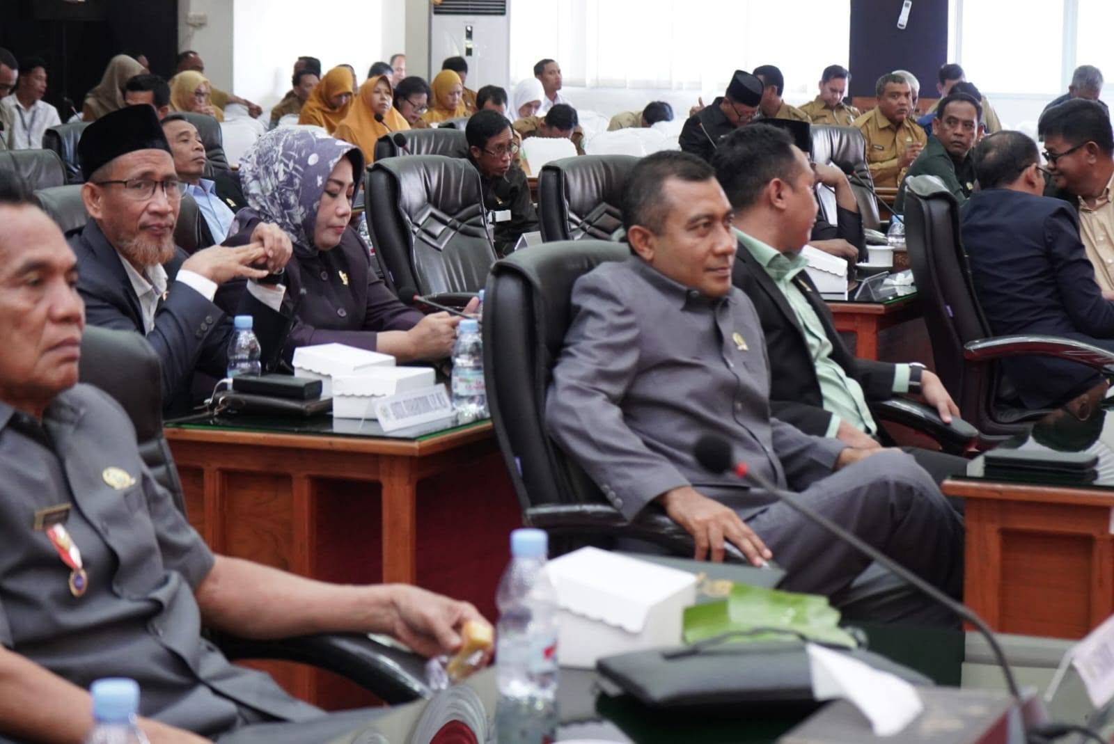 Bupati Sumbawa Hadiri Rapat Paripurna DPRD Bahas Pertanggungjawaban APBD Tahun 2024