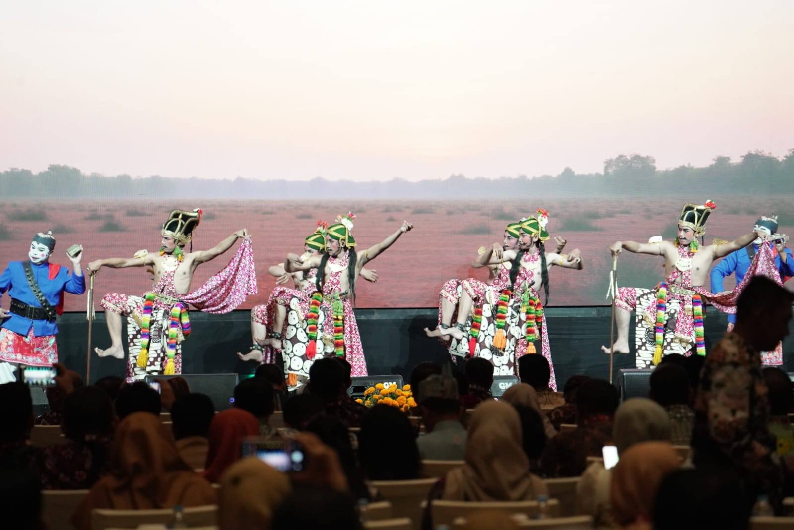 Bupati Sumbawa Tegaskan Pentingnya Pelestarian Warisan Budaya di Rakernas XI JKPI