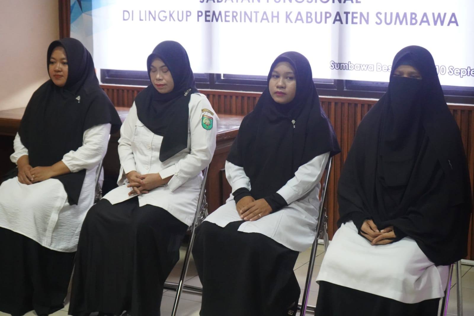 Pelantikan Pejabat Fungsional Pangan  Oleh Asisten Admisitrasi10-9-25