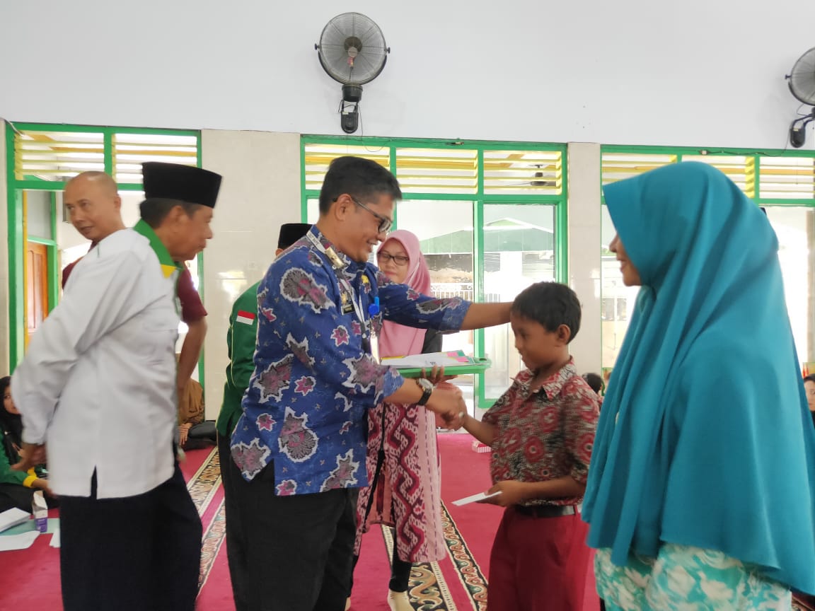 BAZNAS Kab. Sumbawa Salurkan  Bantuan Dana Bagi Hasil Tahun 2022