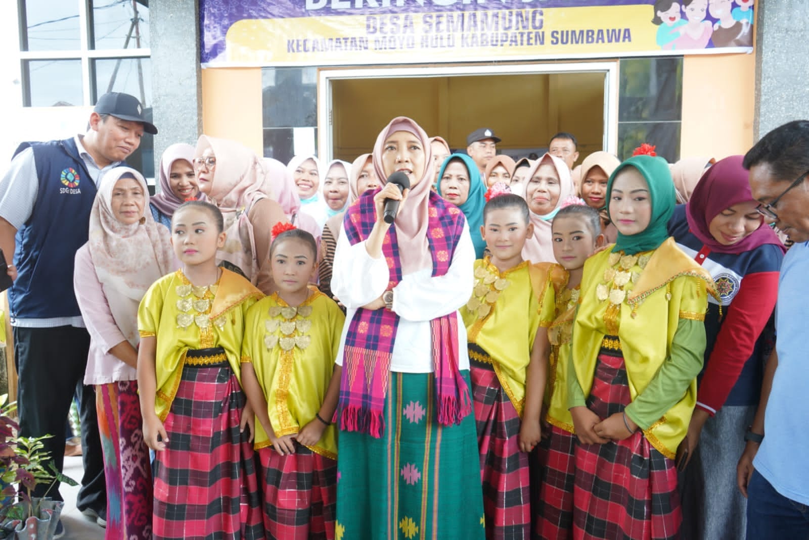 KUNJUNGAN KERJA DAN  SILATURAHMI WAKIL GUBERNUR NUSA TENGGARA BARAT DIRANGKAIKAN DENGAN KEGIATAN IMTAQ SERTA KUNJUNGAN POSYANDU DI KECAMATAN MOYO HULU