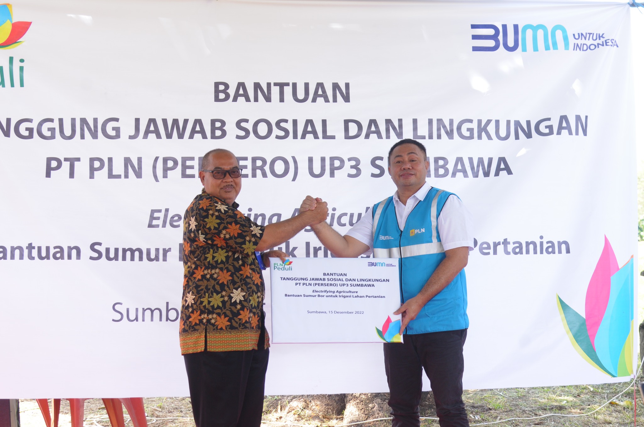 PLN Salurkan CSR Sumur Bor Untuk Irigasi Pertanian