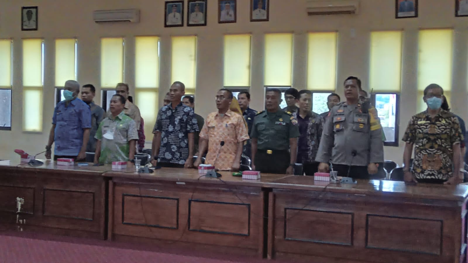 RAPAT KOORDINASI DAN SOSIALISASI PERCEPATAN VAKSINASI COVID-19 DOSIS LANJUTAN  (BOOSTER) DI KABUPATEN SUMBAWA 