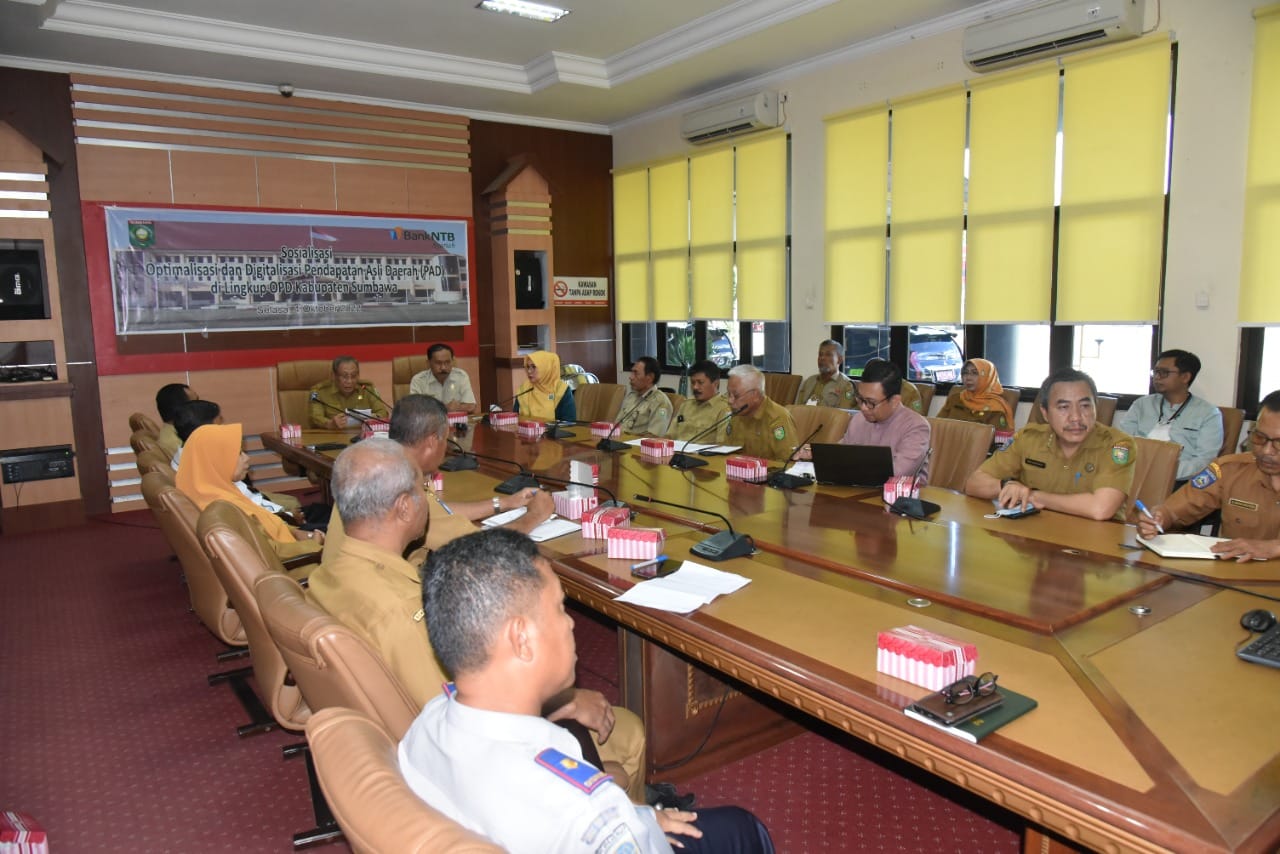Sosialisasi Optimalisasi dan Digitalisasi Pendapatan Asli Daerah di Lingkungan OPD Kabupaten Sumbawa.