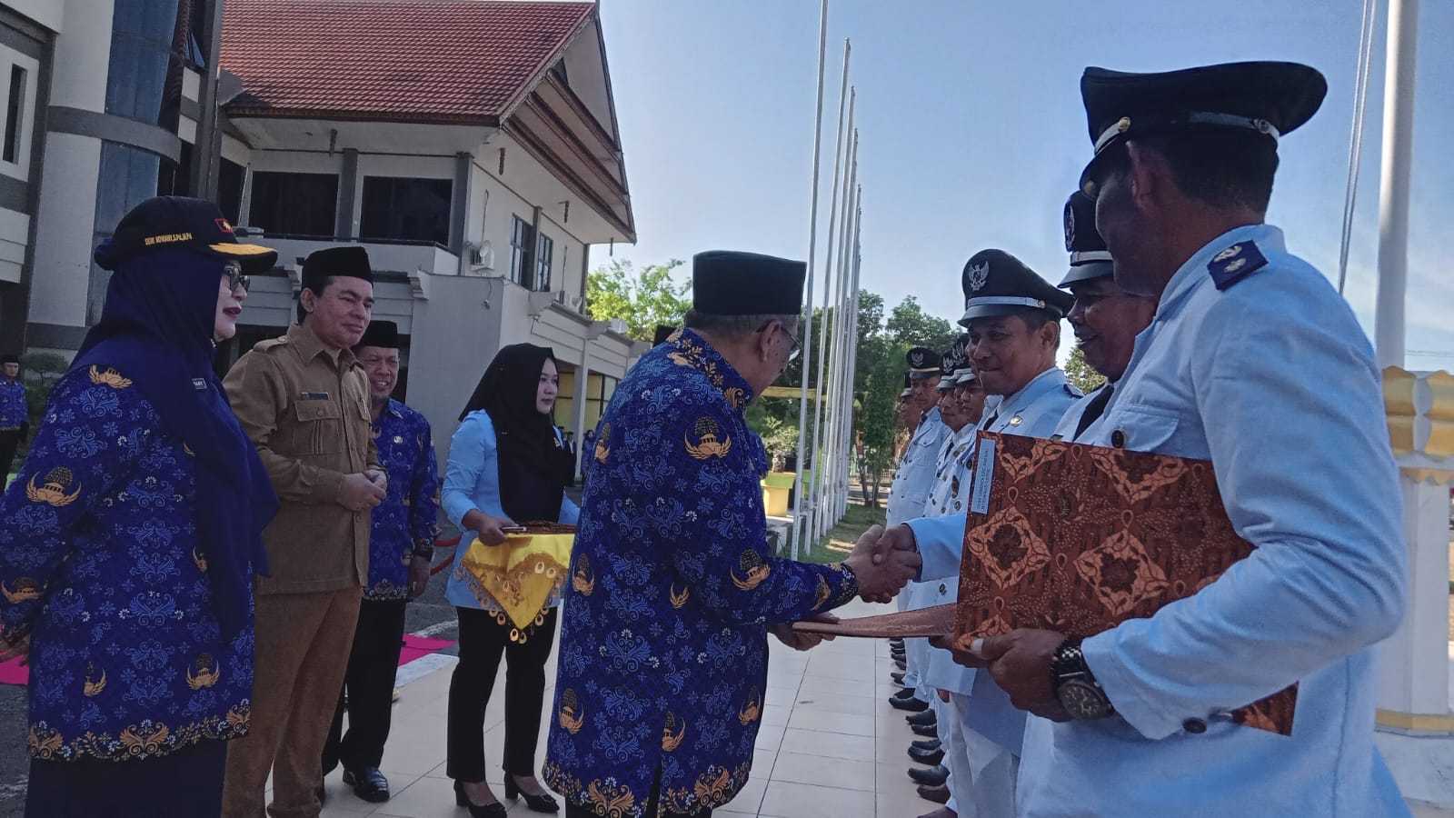 UPACARA SENIN  PERTAMA BULAN  OKTOBER 2022 SEKALIGUS PERINGATAN HARI KESAKTIAN PANCASILA.