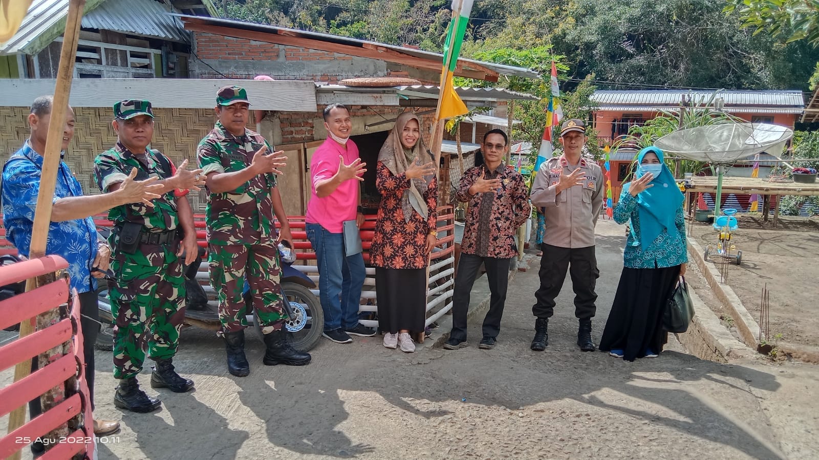 Verifikasi Pilar 2 dan Pilar 3 STBM Tingkat Kabupaten oleh Tim Verifikasi STBM Tingkat Provinsi NTB bersama POKJA PKP Kabupaten Sumbawa