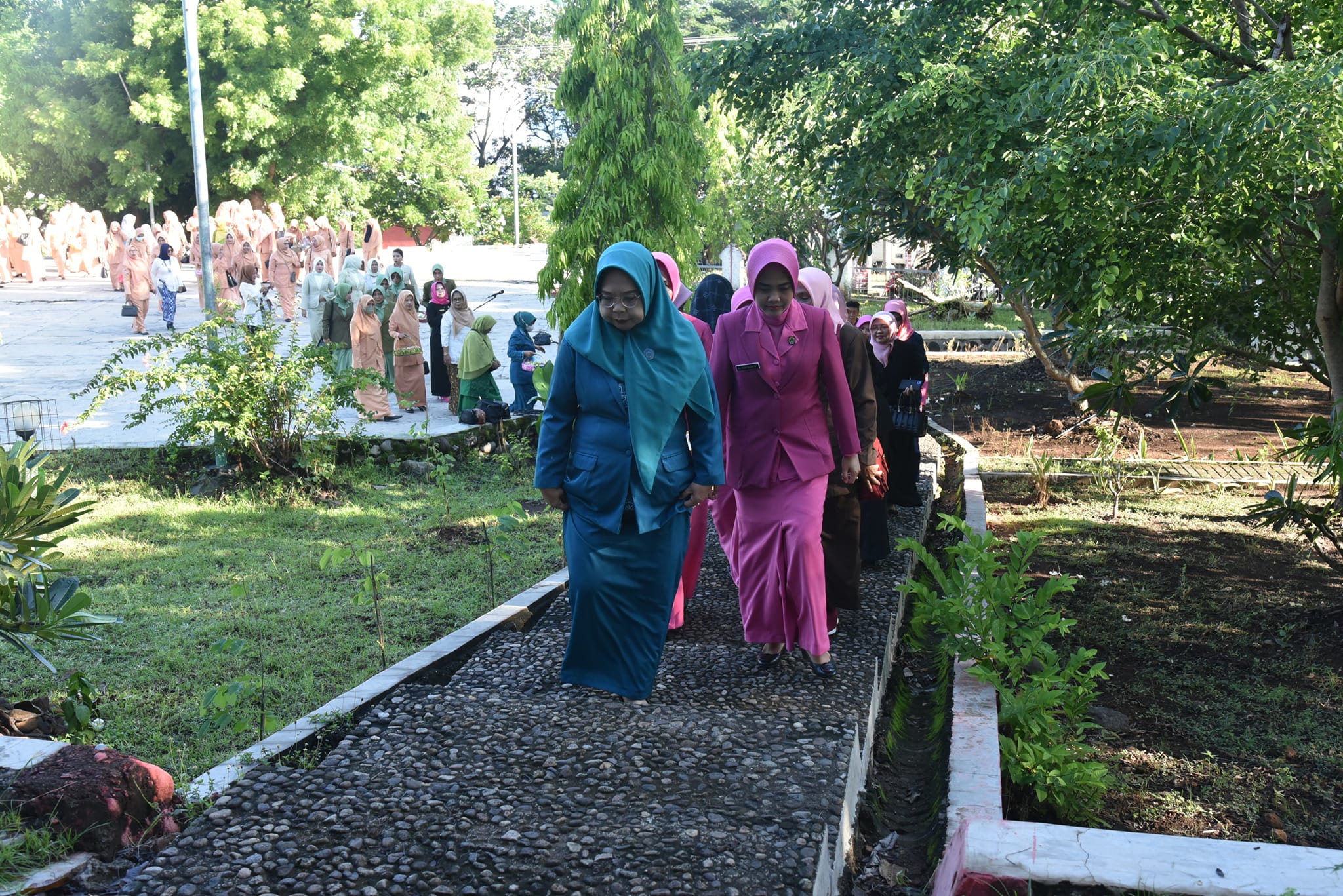 Ziarah Makam Dalam Rangka Peringatan Hari Ibu