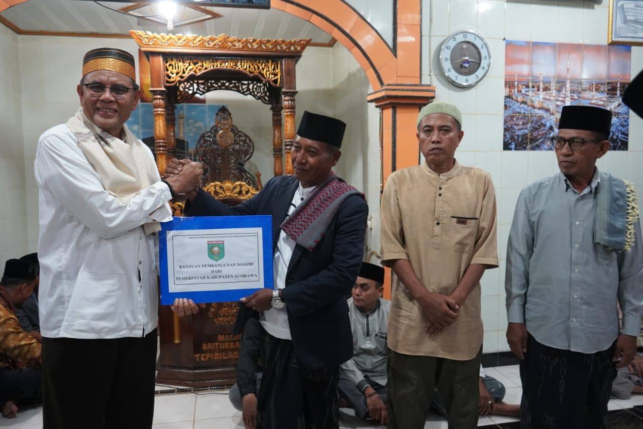 Bupati Sumbawa Gelar Safari Ramadhan di Desa Mama, Ajak Masyarakat Bersatu dan Makmurkan Masjid