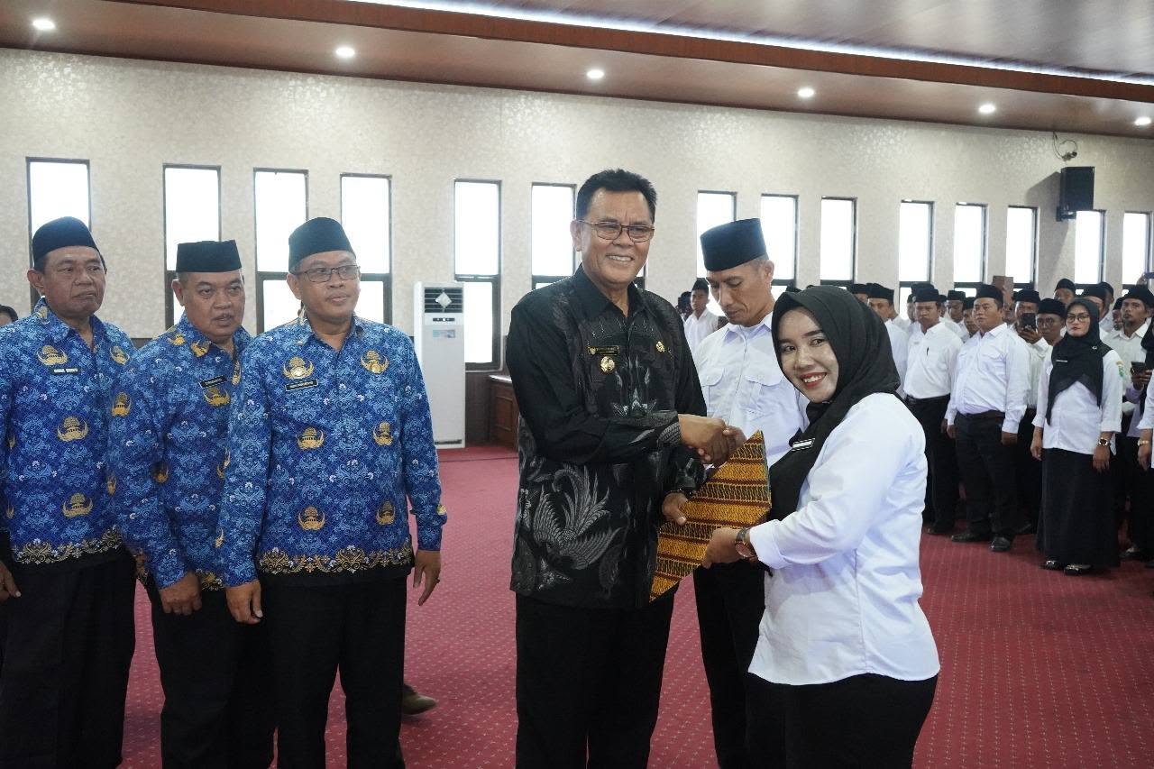 Bupati Sumbawa Serahkan SK PPPK kepada 467 ASN Baru: Momentum Pengabdian dan Integritas