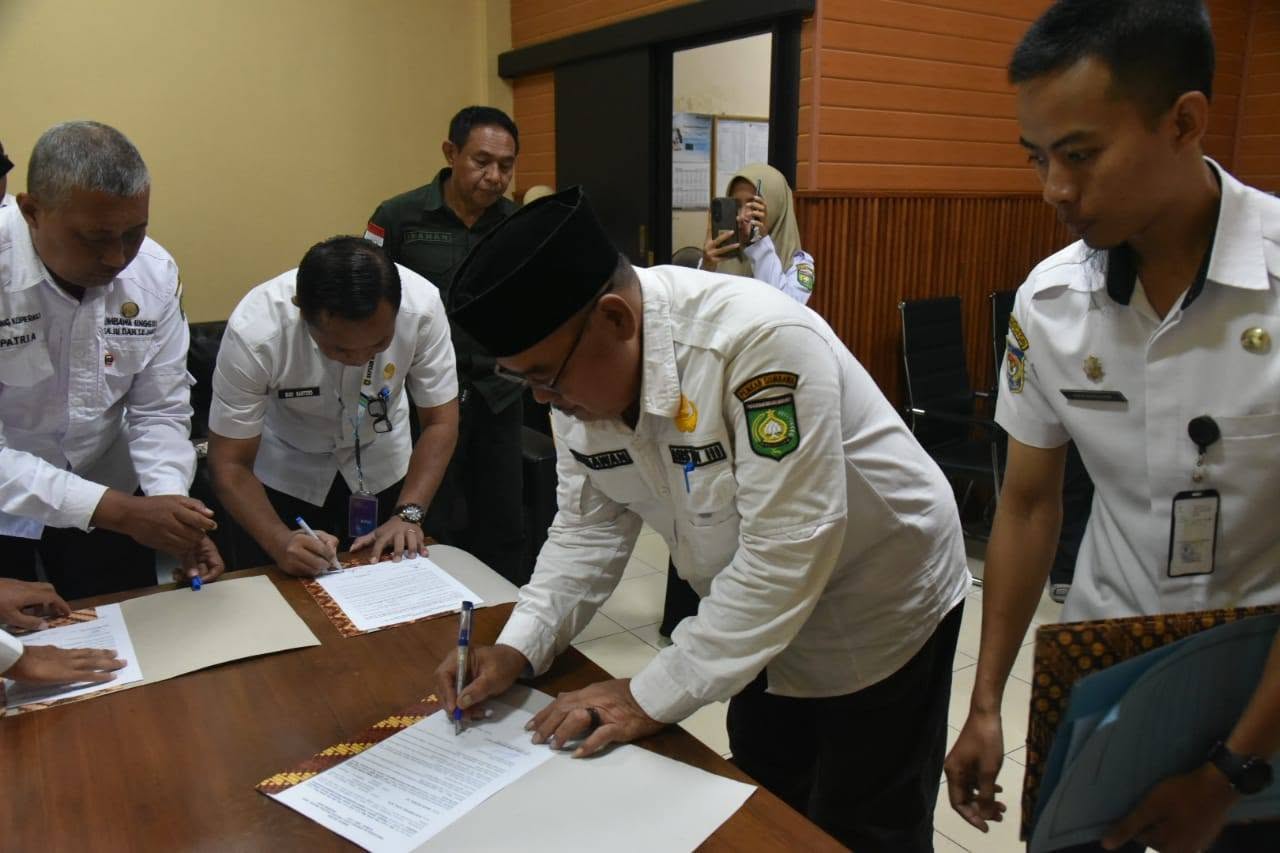 Asisten Administrasi Umum Lantik Pejabat Fungsional di Lingkup Pemkab Sumbawa
