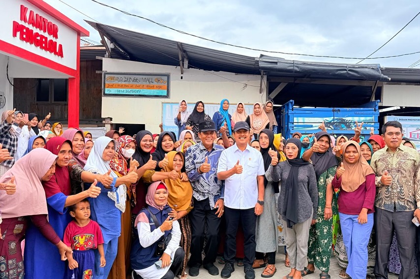 Kunjungan Menteri Kelautan ke Pulau Bungin, Momentum Penguatan Ekonomi Pesisir Sumbawa