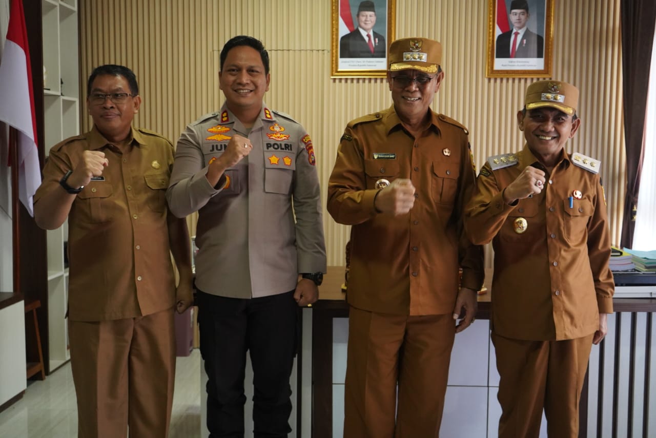 BUPATI DAN WAKIL BUPATI SUMBAWA BERSILATURAHMI KE OPD LINGKUP SETDA DAN FORKOPIMDA