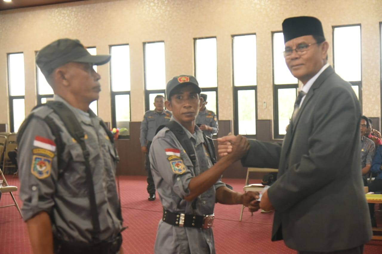 Bupati Sumbawa Buka Bimbingan Teknis Satlinmas “Perkuat Kapasitas dan Kesiapsiagaan dalam Melayani Masyarakat”9.10.25